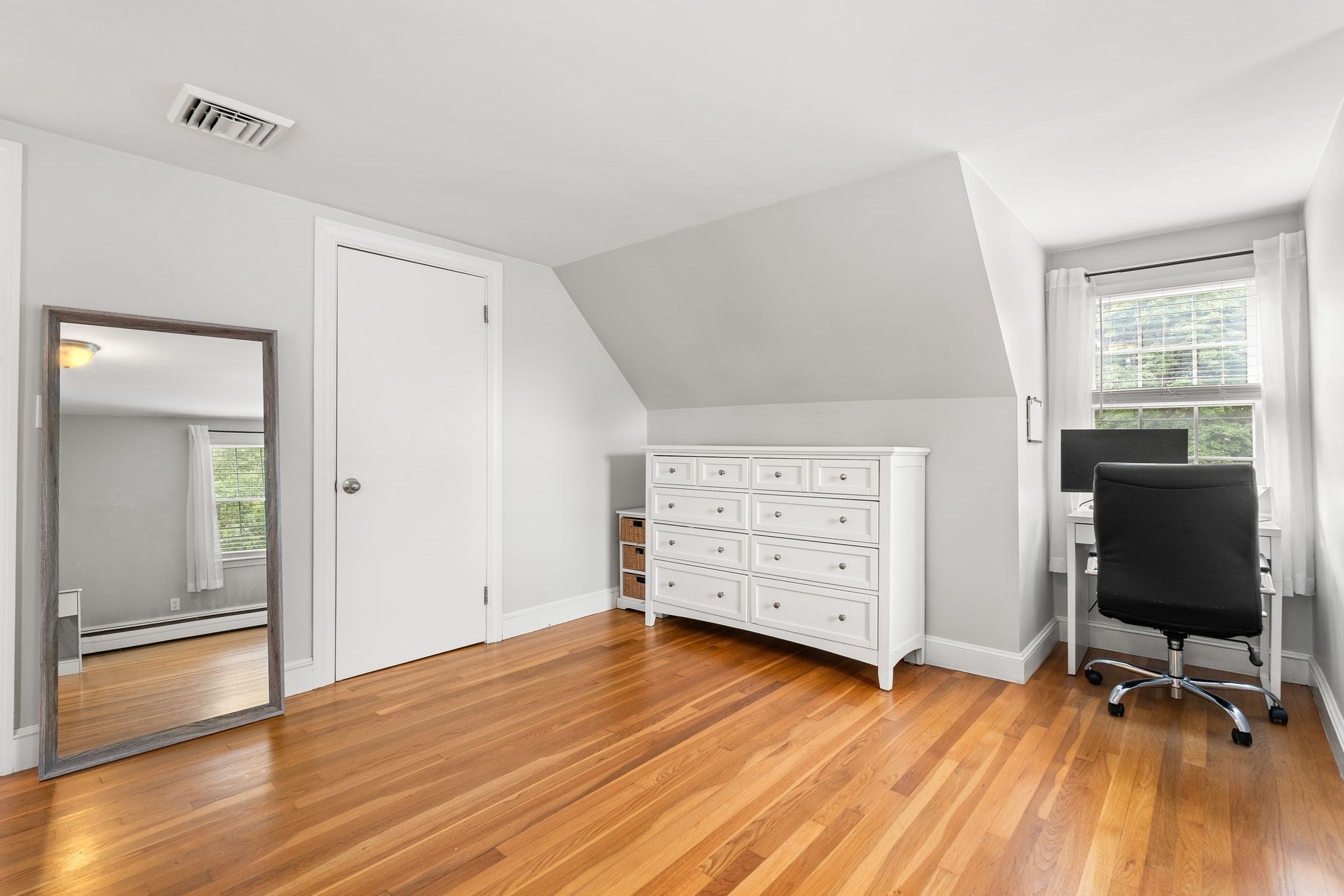 27 Mount Pleasant Ave, Holbrook, MA Photo #16