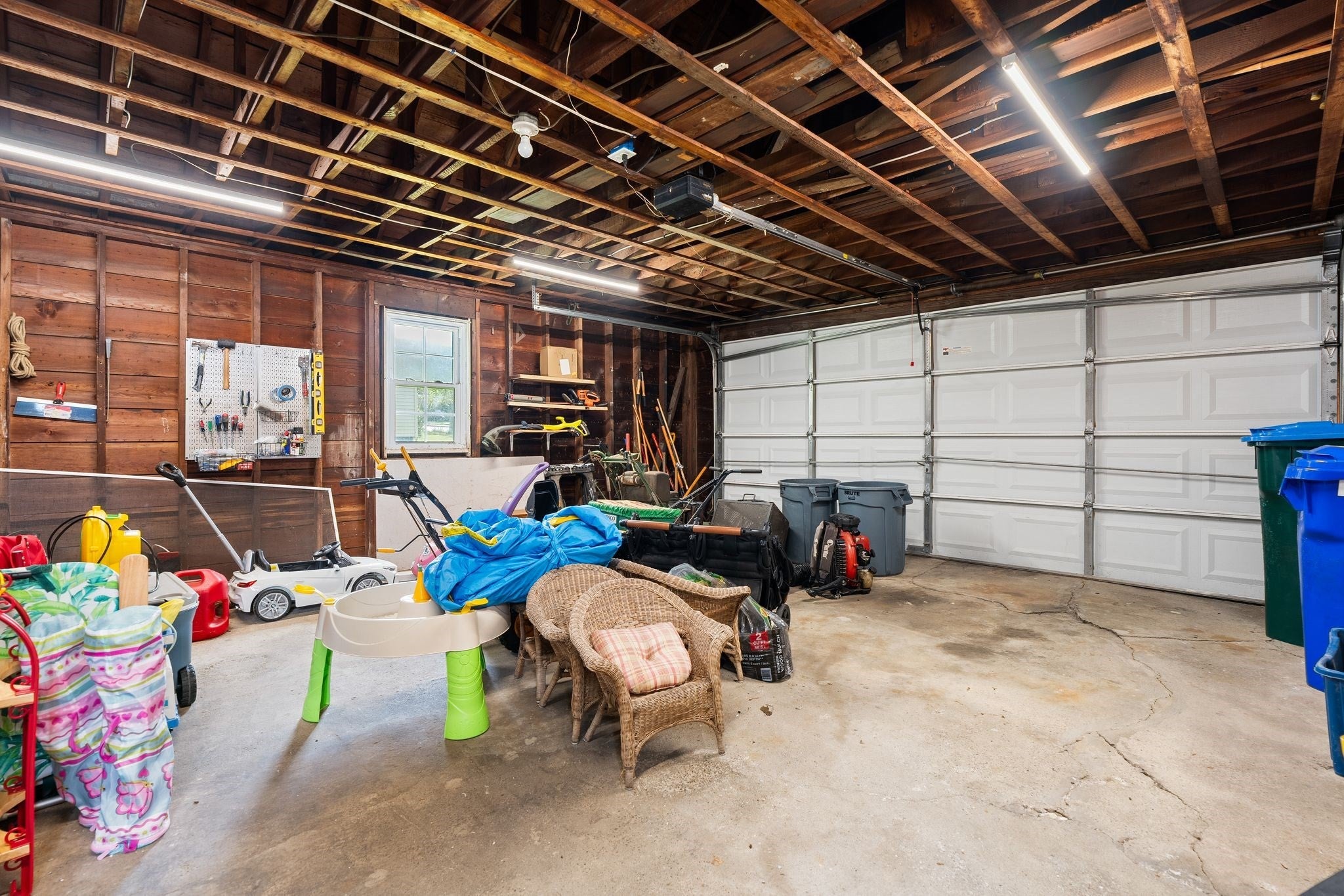 27 Mount Pleasant Ave, Holbrook, MA Photo #23