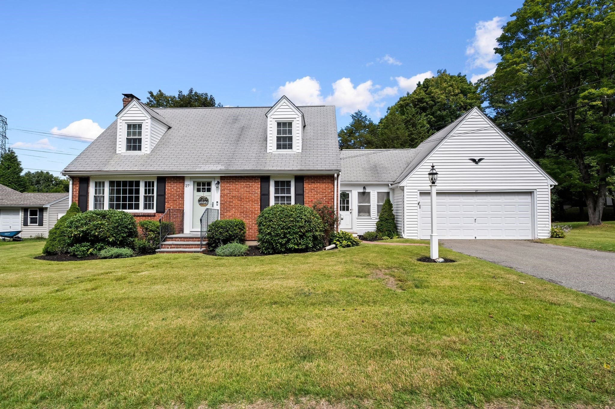 Photo of 27 Mount Pleasant Ave, Holbrook, MA