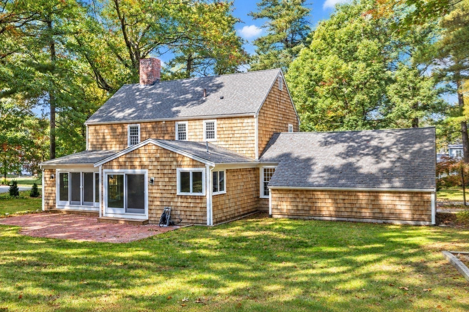 49 Old County Rd, Hingham, MA Photo #16