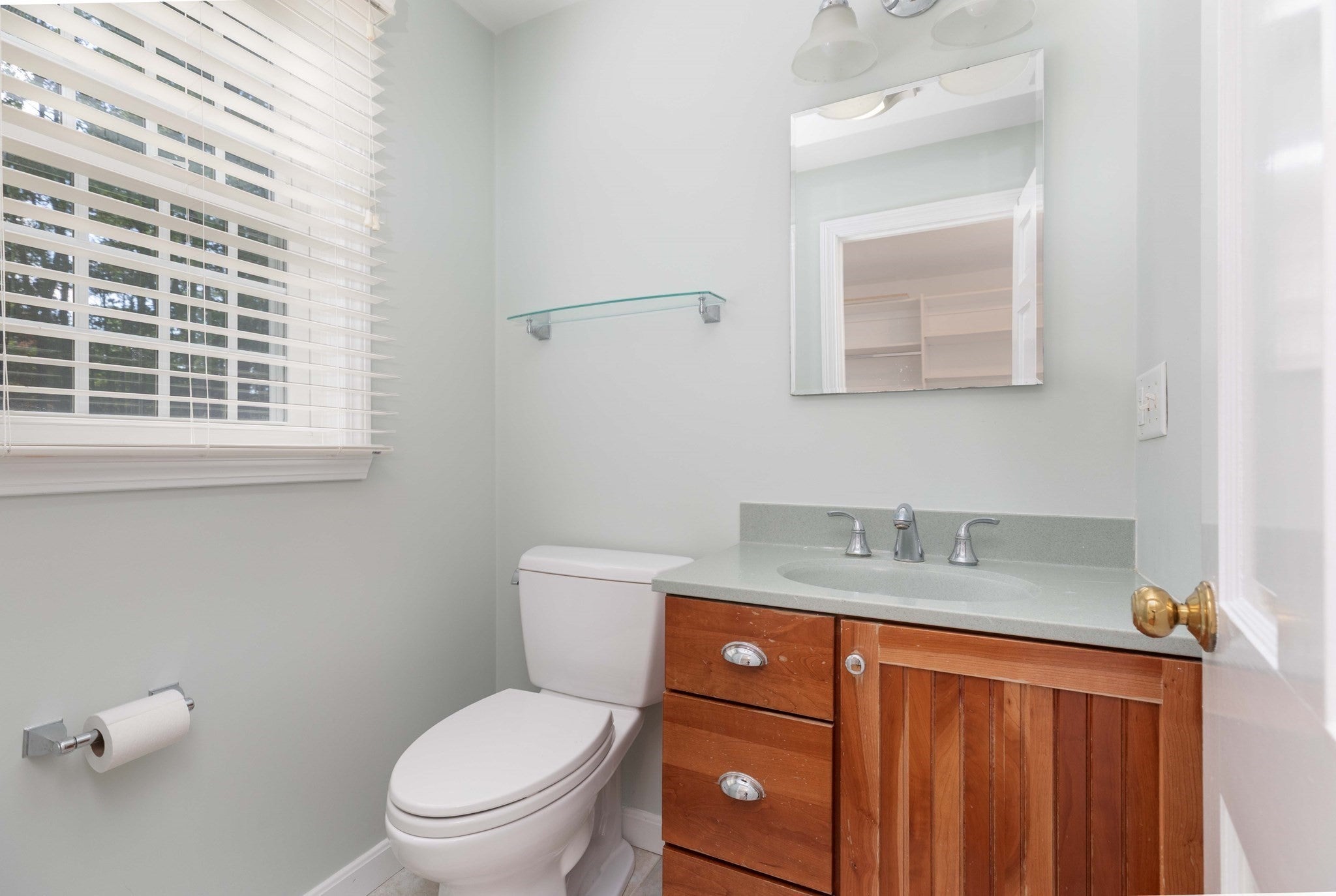 49 Old County Rd, Hingham, MA Photo #9