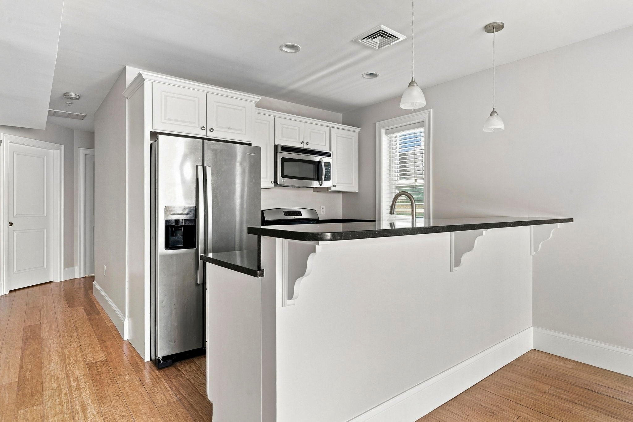 28 Mitchell St 1