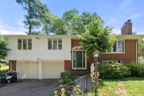 618 Canton St Westwood MA 02090