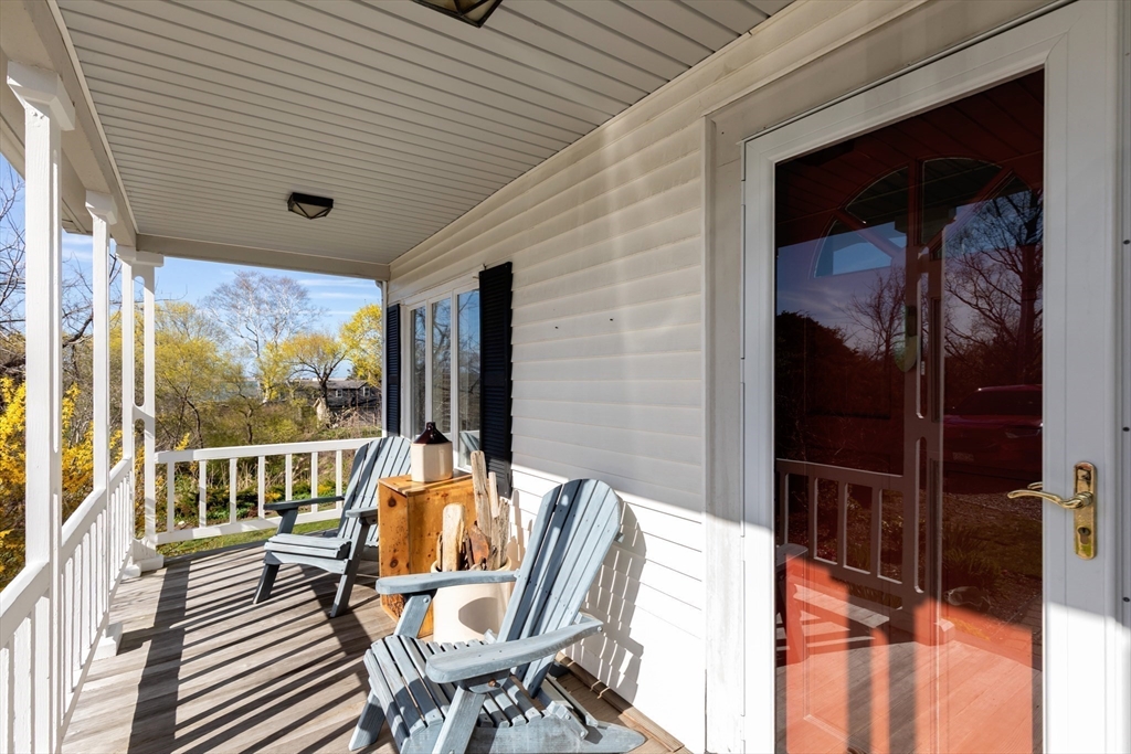 204 Sandwich Street 1