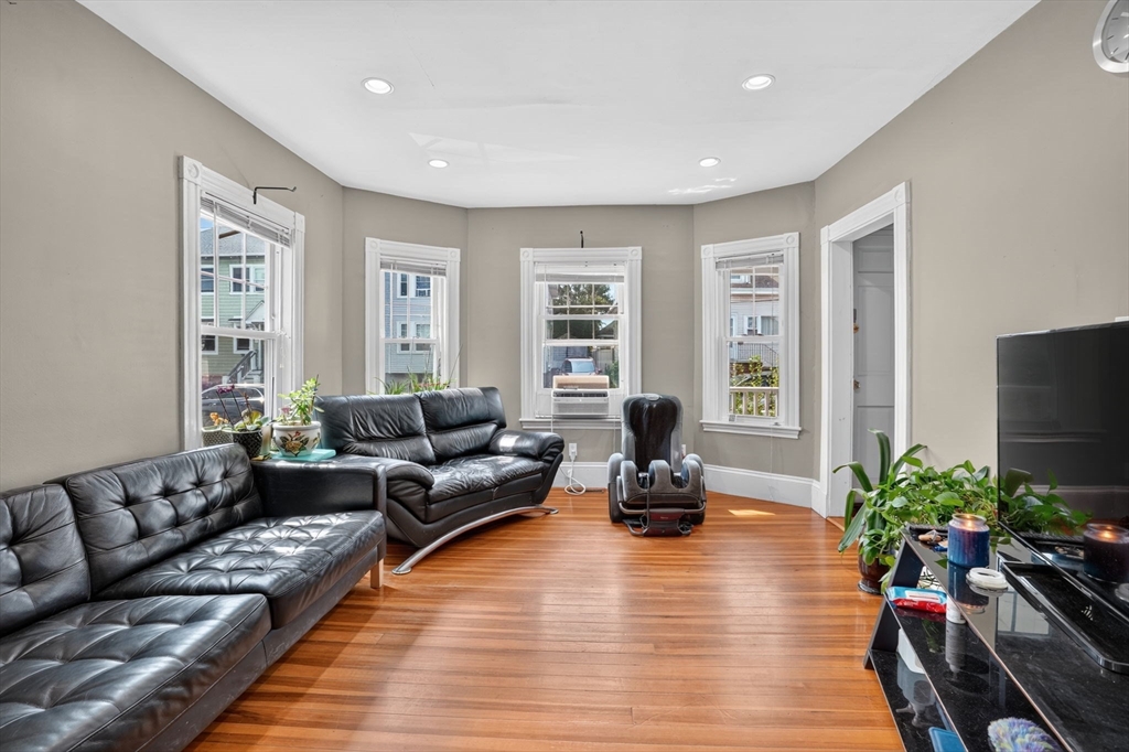 324-326 Atlantic St, Quincy, MA, 324-326 Atlantic St, Quincy, MA Photo #4