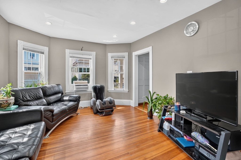324-326 Atlantic St, Quincy, MA, 324-326 Atlantic St, Quincy, MA Photo #5