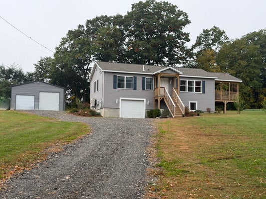 362 HADLEY ST, SOUTH HADLEY, MA 01075 - Image daaefdd9d7fafeba7e9063f2e0825c70/1473167189