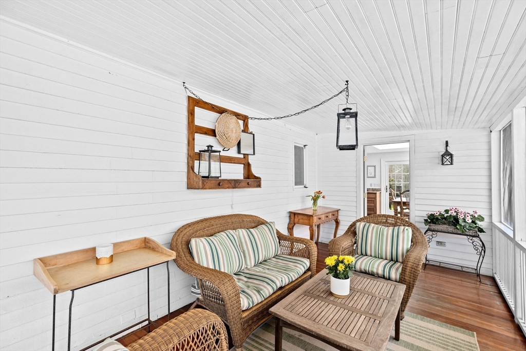 349 Summer St