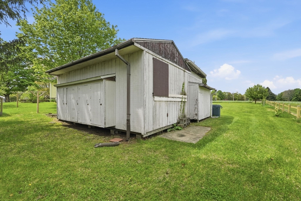 73 N Maple St, Hadley, MA Photo #37