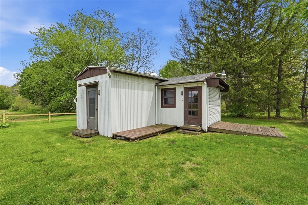 73 N Maple St, Hadley, MA Photo #35