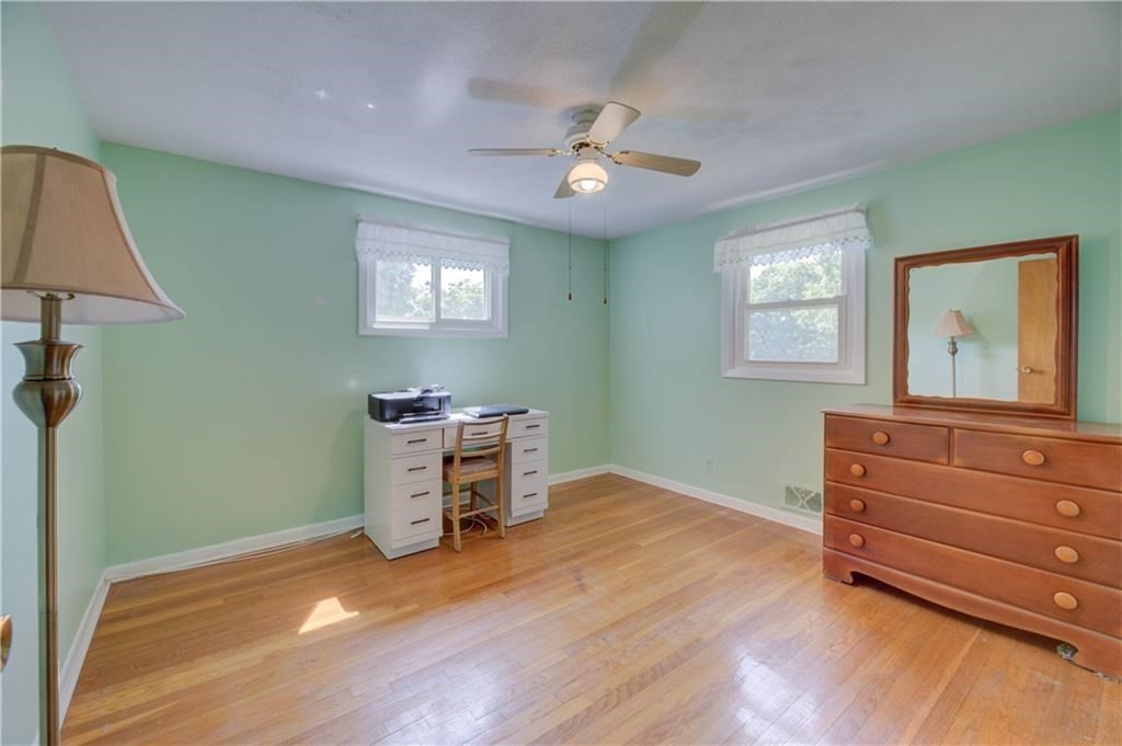 16 Superior St, Warwick, RI Photo #19