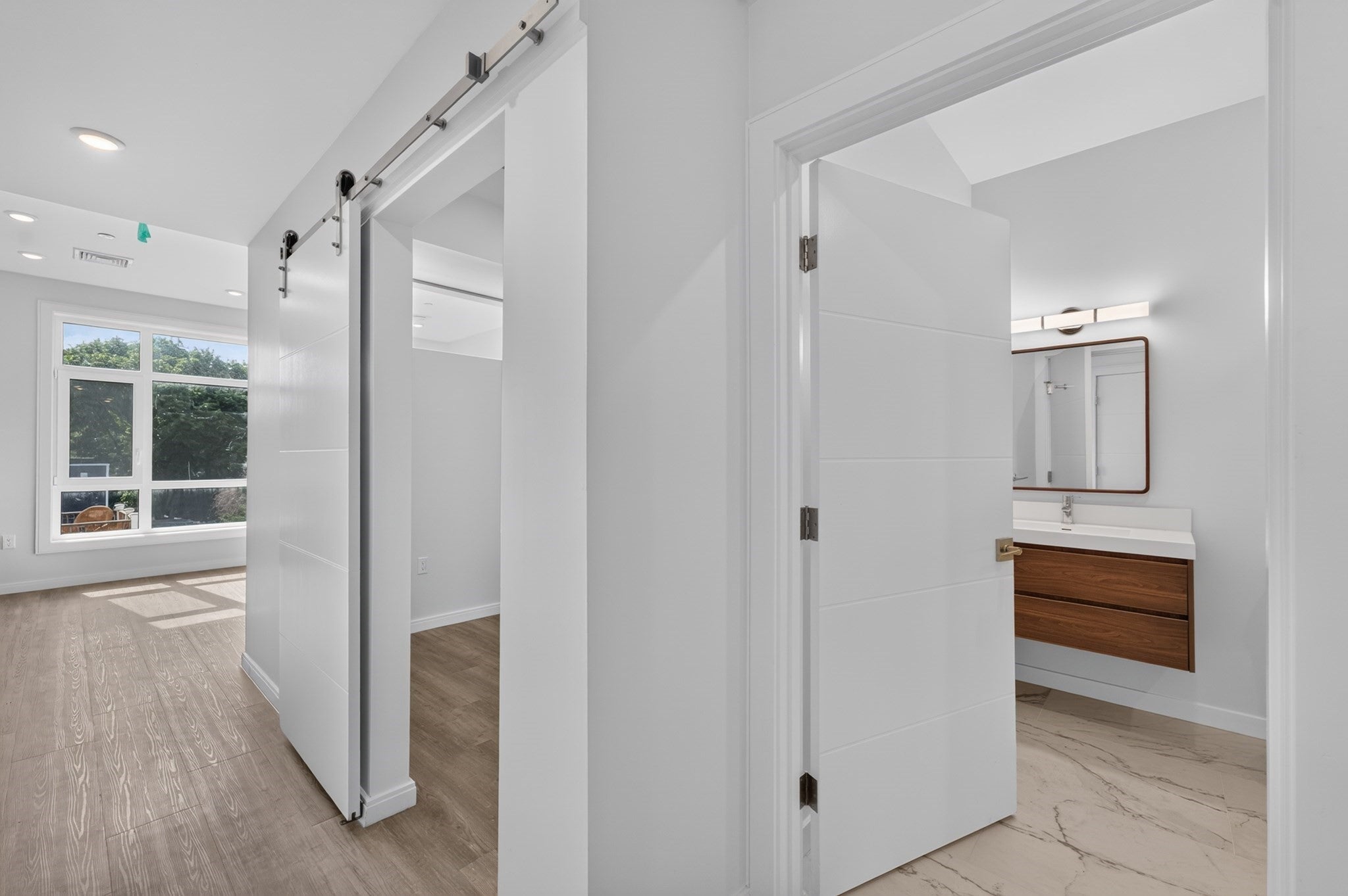 13 Warwick St #303, Somerville, MA Photo #19