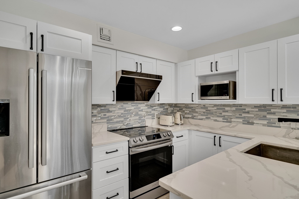 171 Swanton St 65