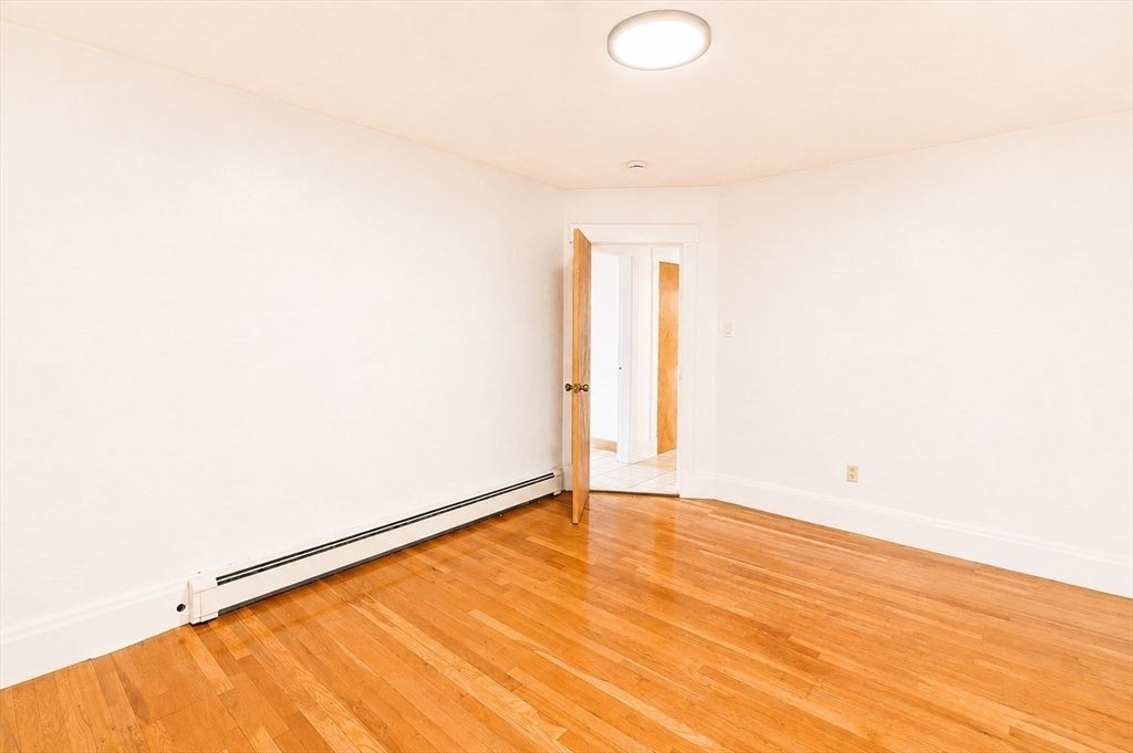 53 Sycamore St #2, Everett, MA Photo #10