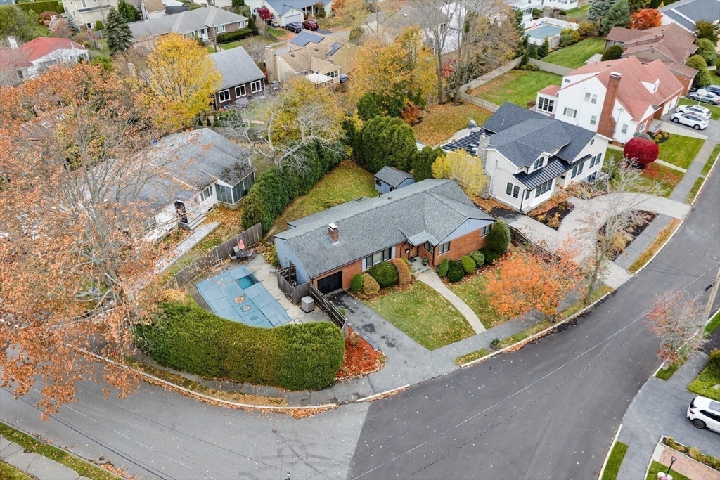35 Alden Rd
