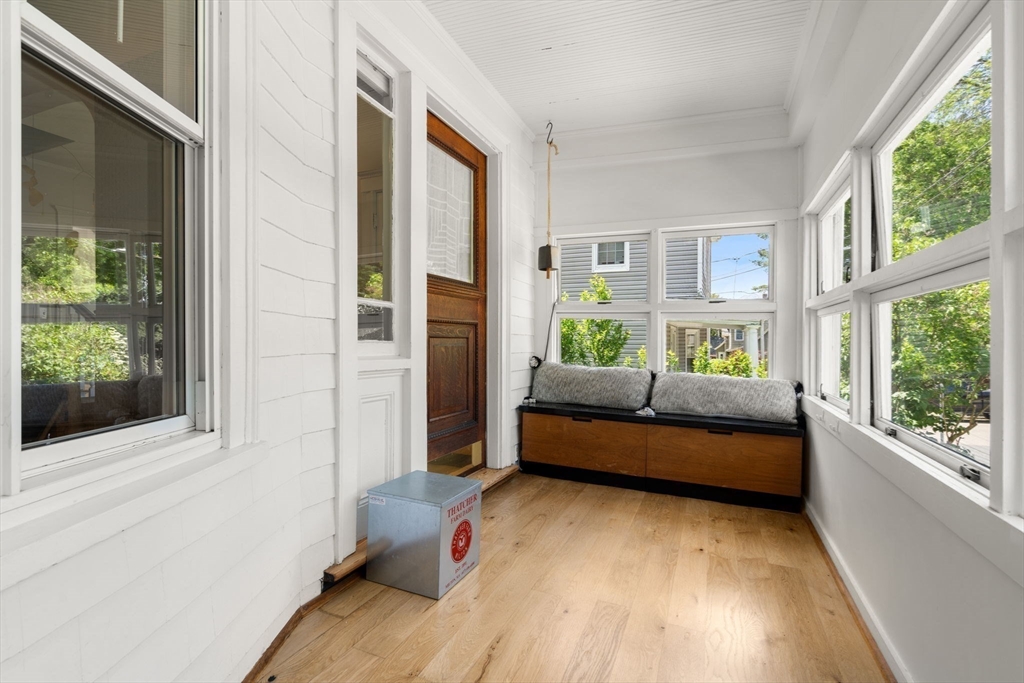 68 Cliftondale St