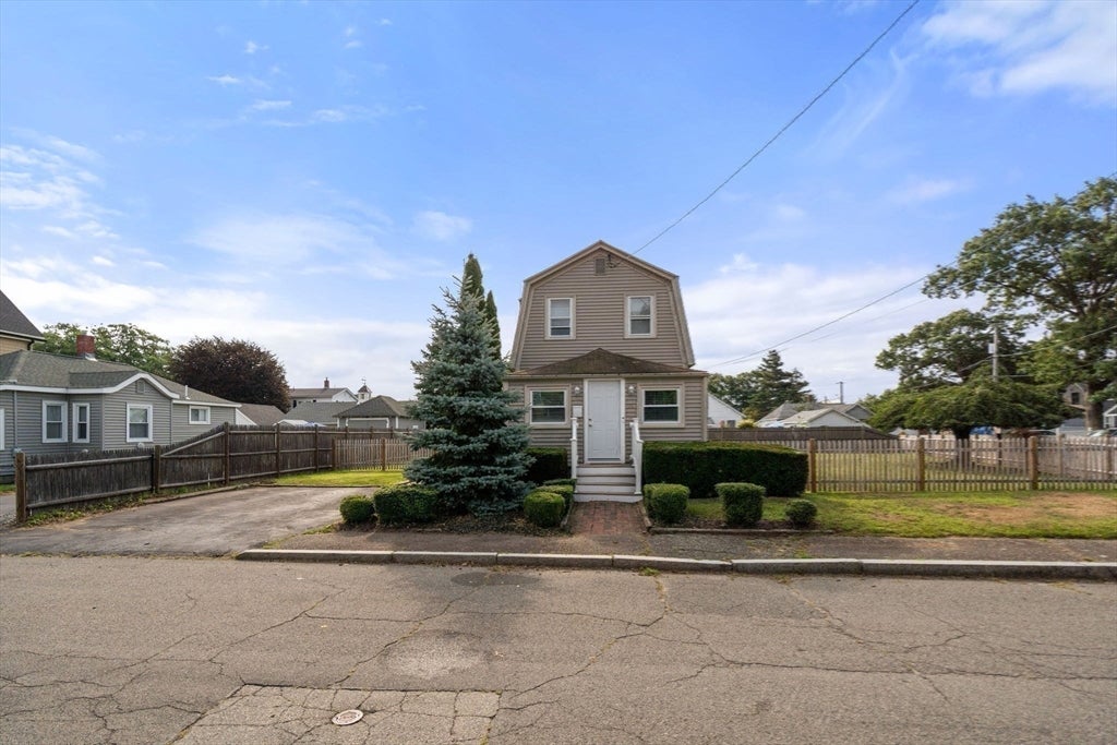 26 Oakwood Rd, Quincy, MA, 26 Oakwood Rd, Quincy, MA Photo #35
