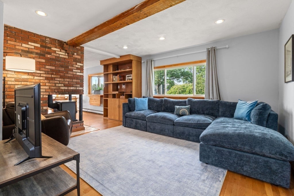 26 Oakwood Rd, Quincy, MA, 26 Oakwood Rd, Quincy, MA Photo #13
