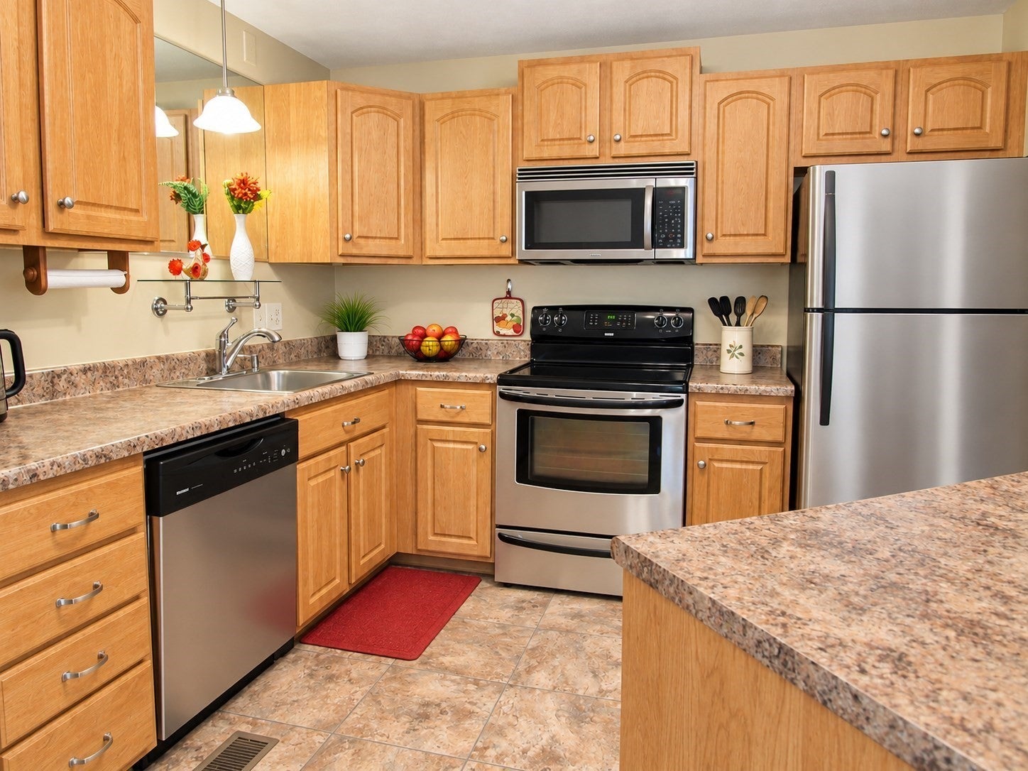 24 Magnolia St #2B, Attleboro, MA, 24 Magnolia St #2B, Attleboro, MA Photo #8