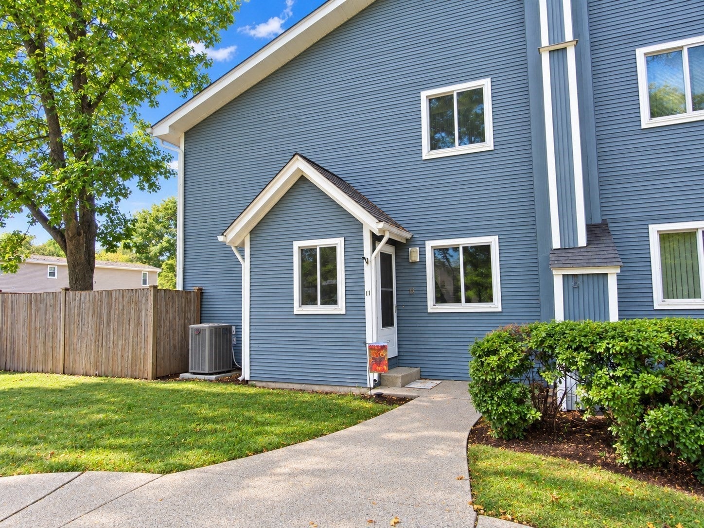 24 Magnolia St #2B, Attleboro, MA, 24 Magnolia St #2B, Attleboro, MA Photo #2