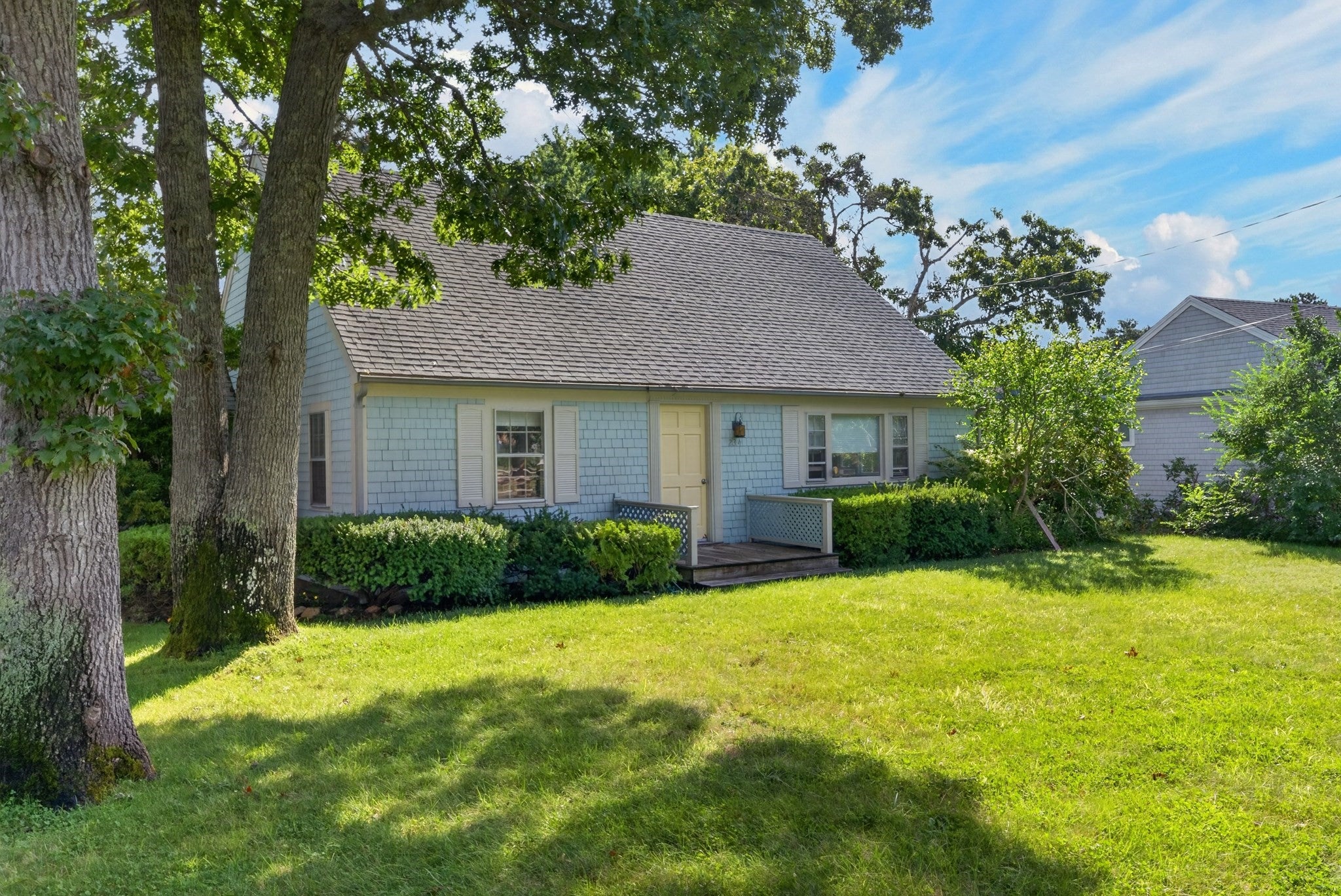 234 County Road, Oak Bluffs, MA Photo #1