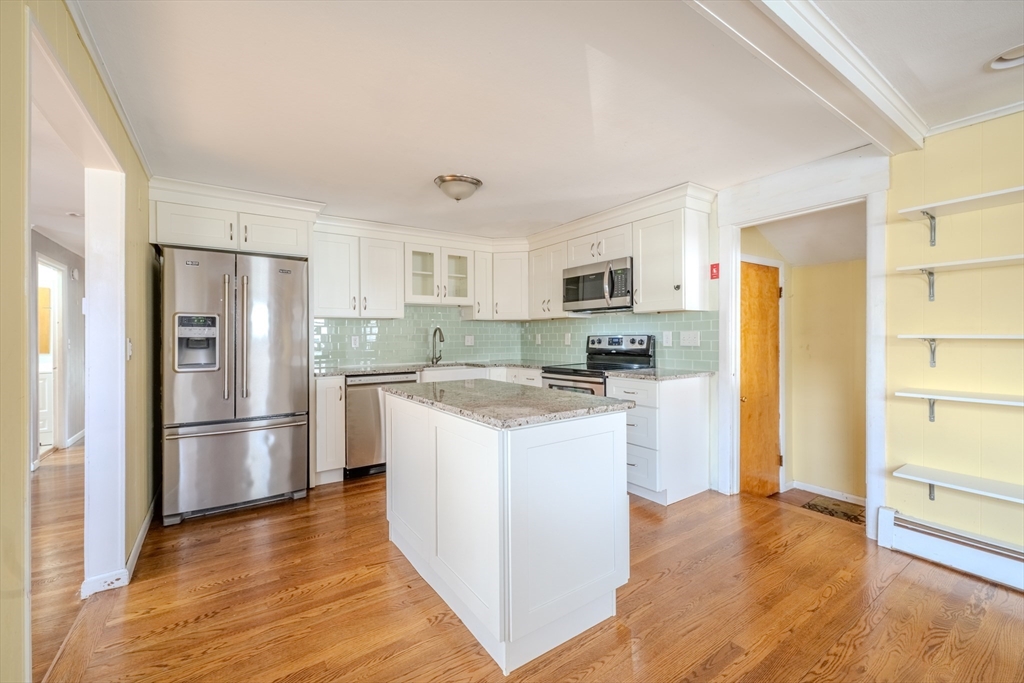 46 Burnham Rd