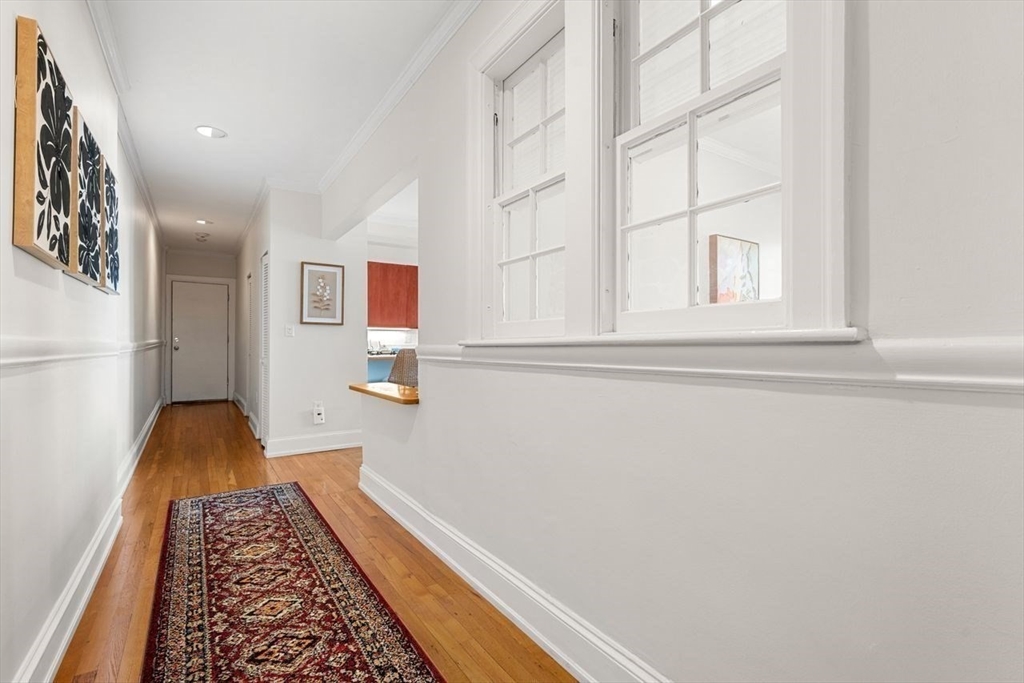 41 Linnaean St #43, Cambridge, MA Photo #6