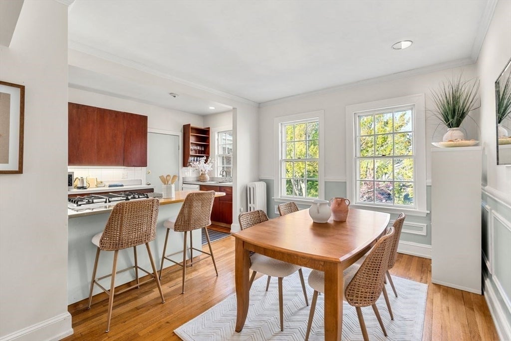 41 Linnaean St #43, Cambridge, MA Photo #13