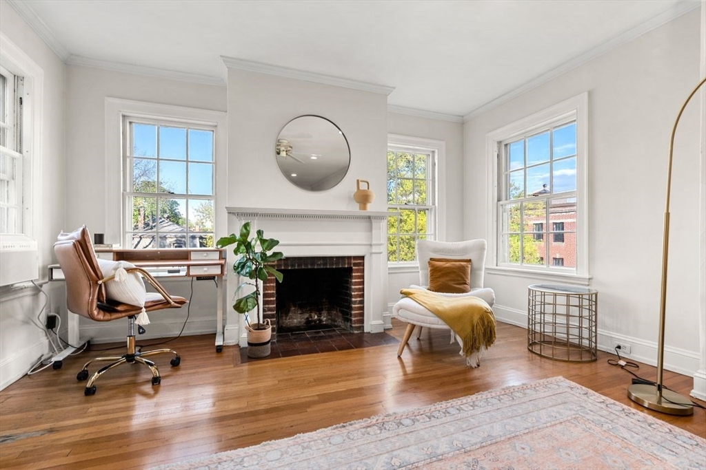 41 Linnaean St #43, Cambridge, MA Photo #3