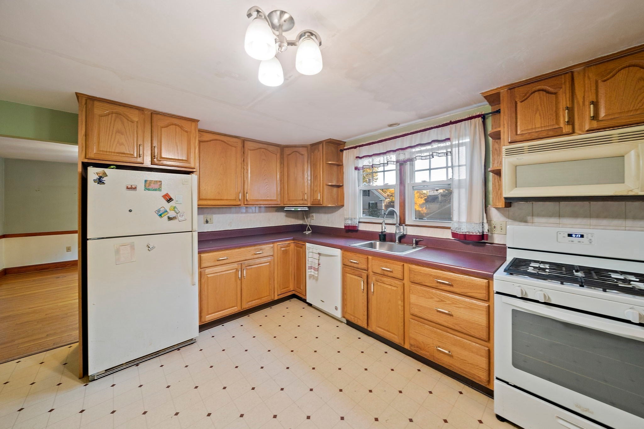 50 Lyons St, Quincy, MA, 50 Lyons St, Quincy, MA Photo #5