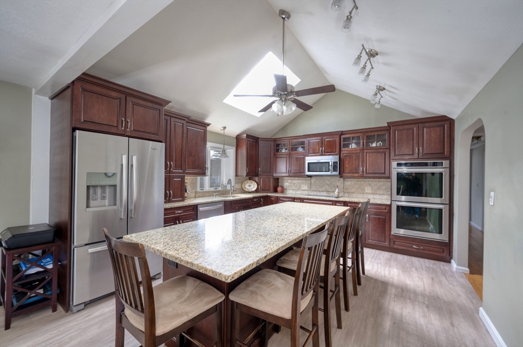 85 Abington Ave