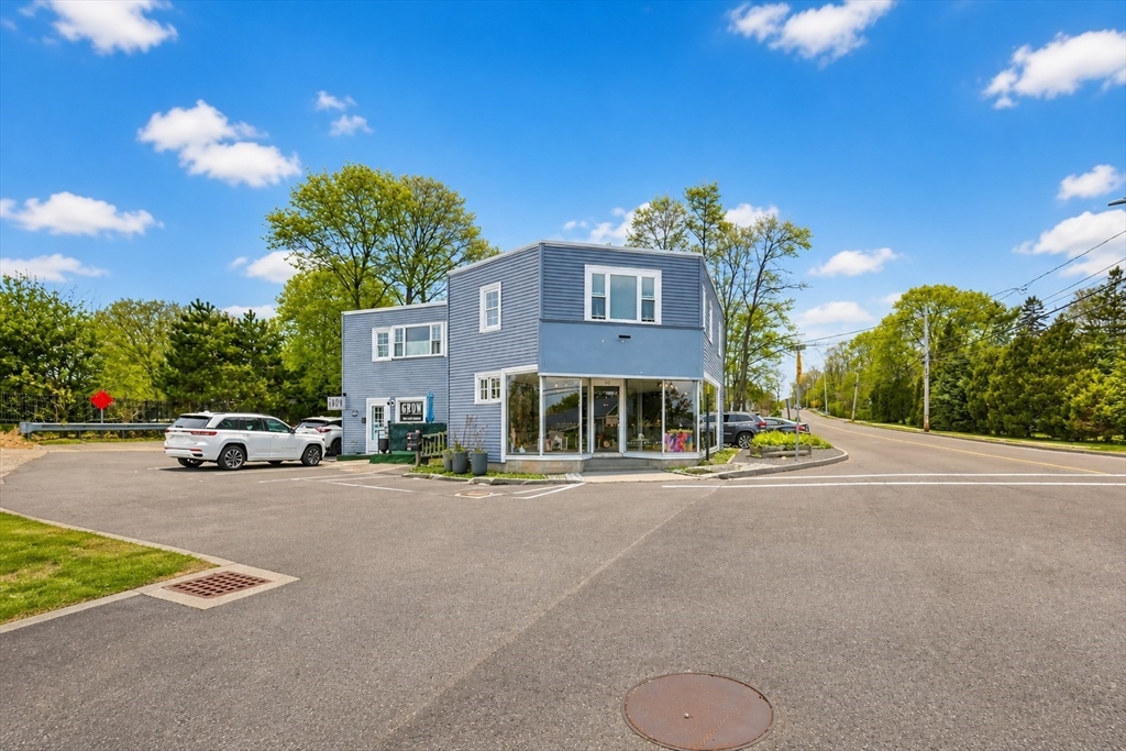 93 Ripley Rd