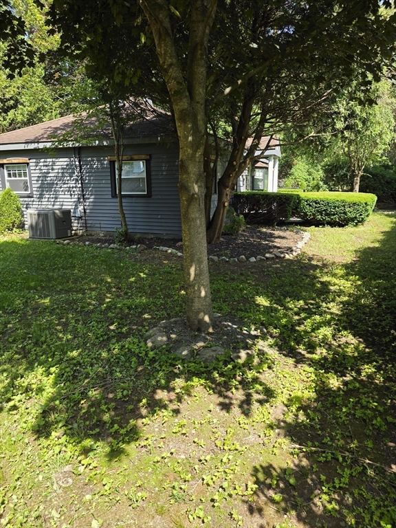 31-33 Mathews Dr