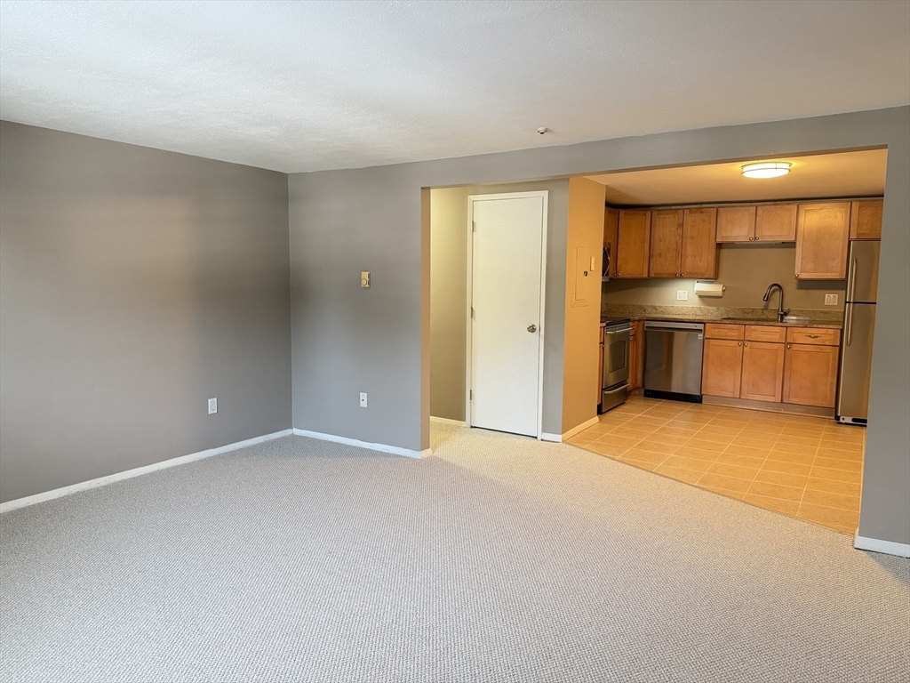 870 Haverhill St 21B