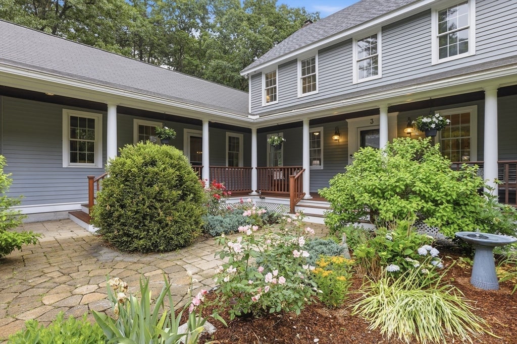 3 Clarke Rd