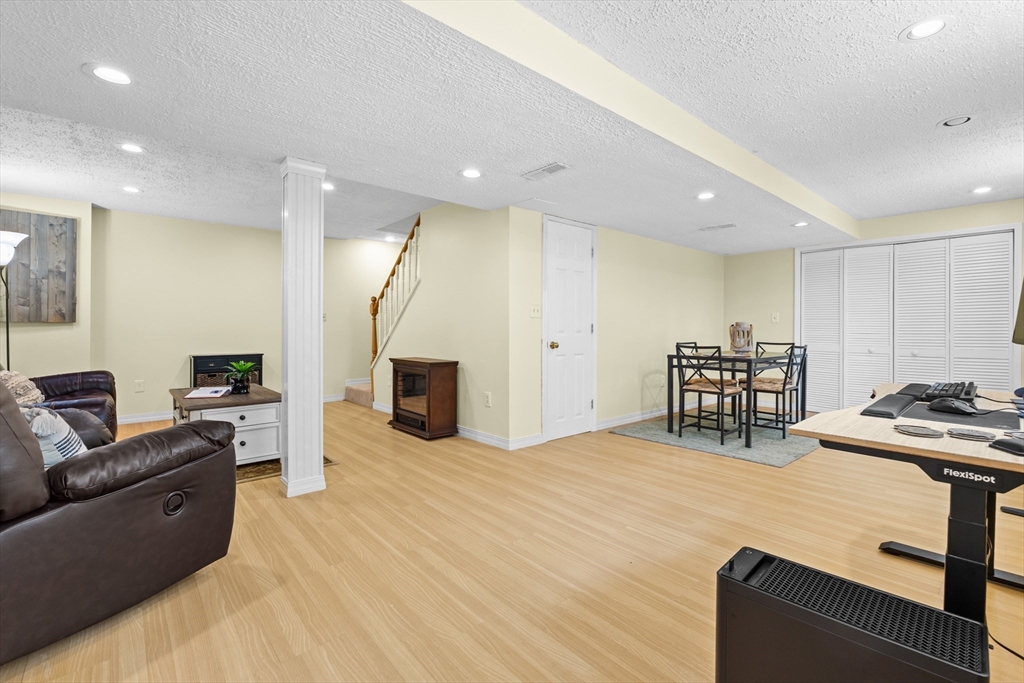1 Magnolia Drive, Ayer, MA Photo #24