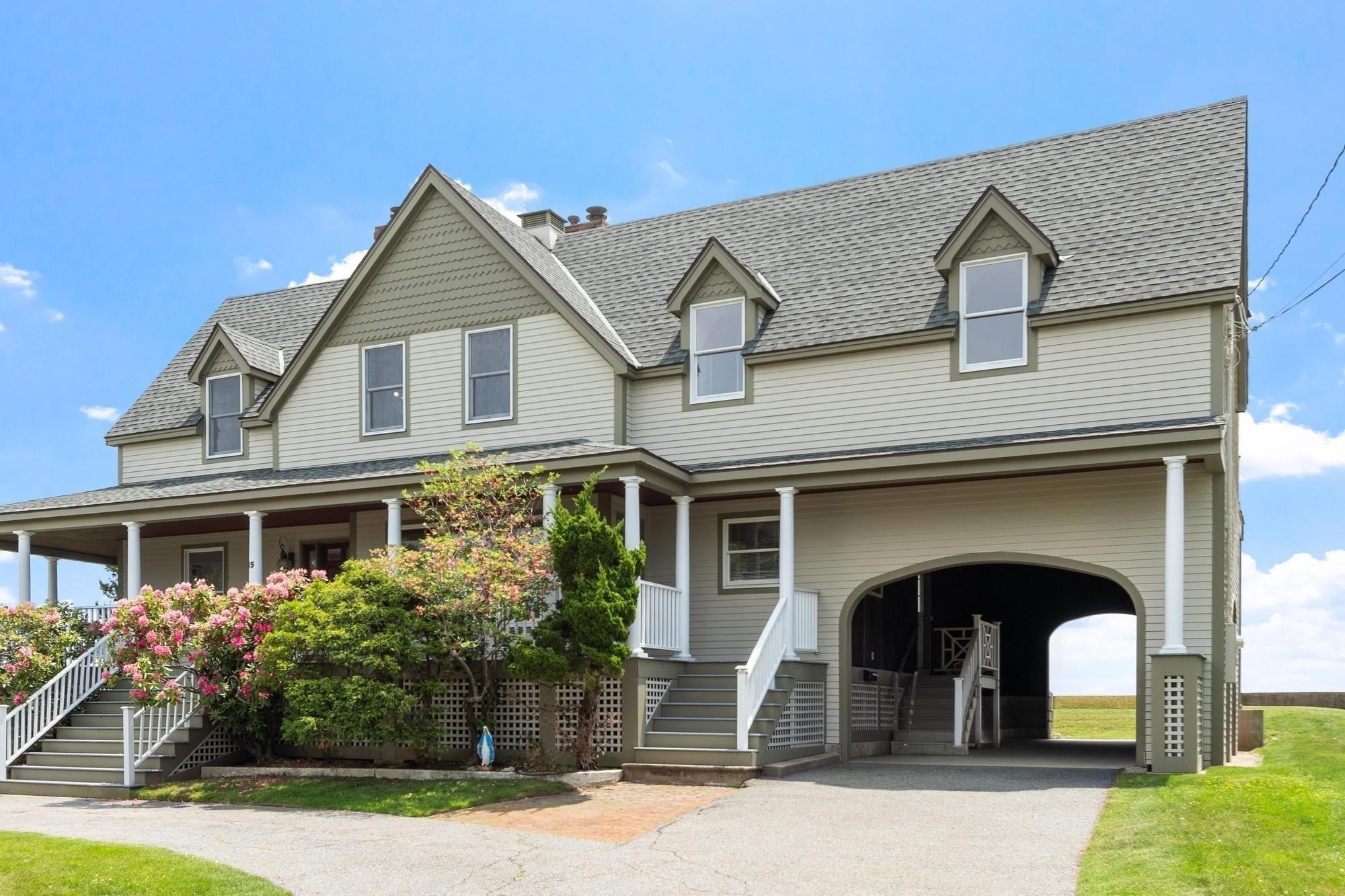 45 Willow Rd, Nahant MA 01908