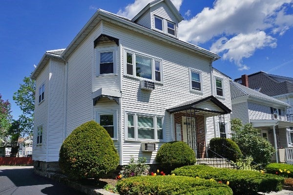 150 Brown St #2R, Waltham, MA, 150 Brown St #2R, Waltham, MA Photo #1