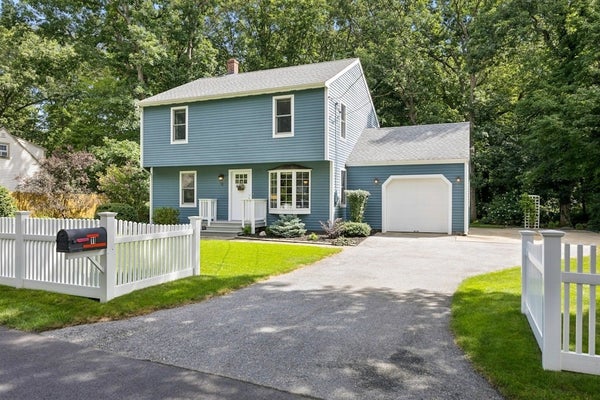 11 RUSTIC DR, NORTHBOROUGH, MA 01532 - Image dae2af0614101978f3ccdfdd7f1a4ea2/3205902076