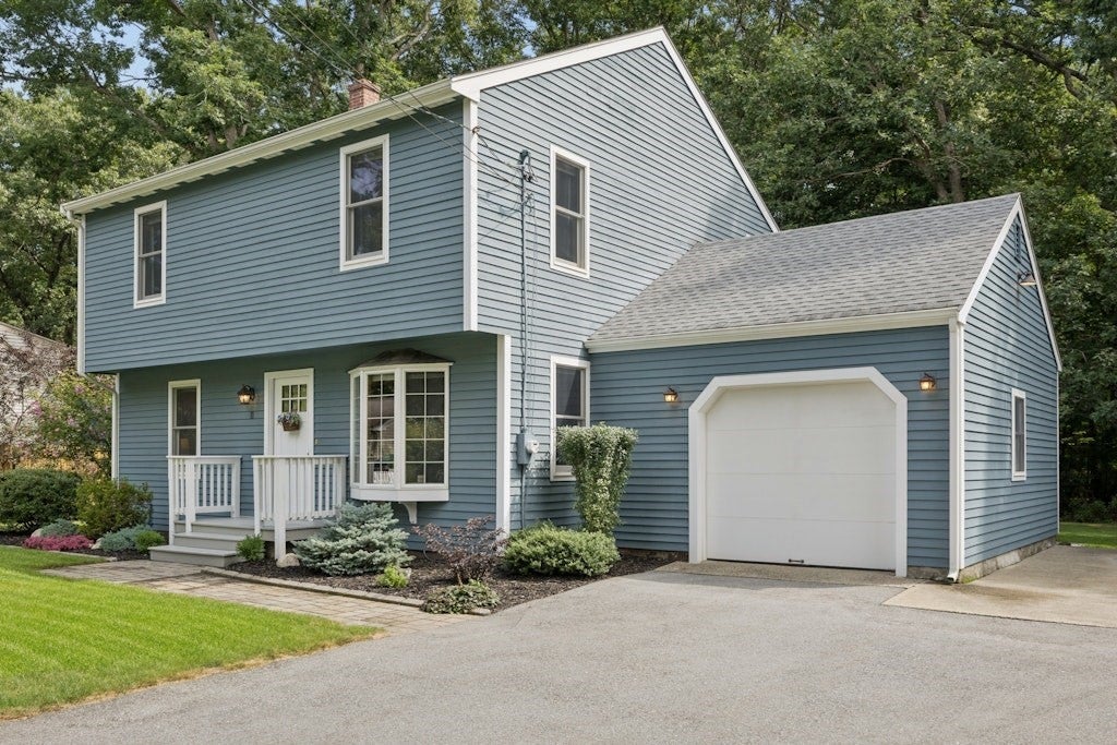 11 Rustic Drive