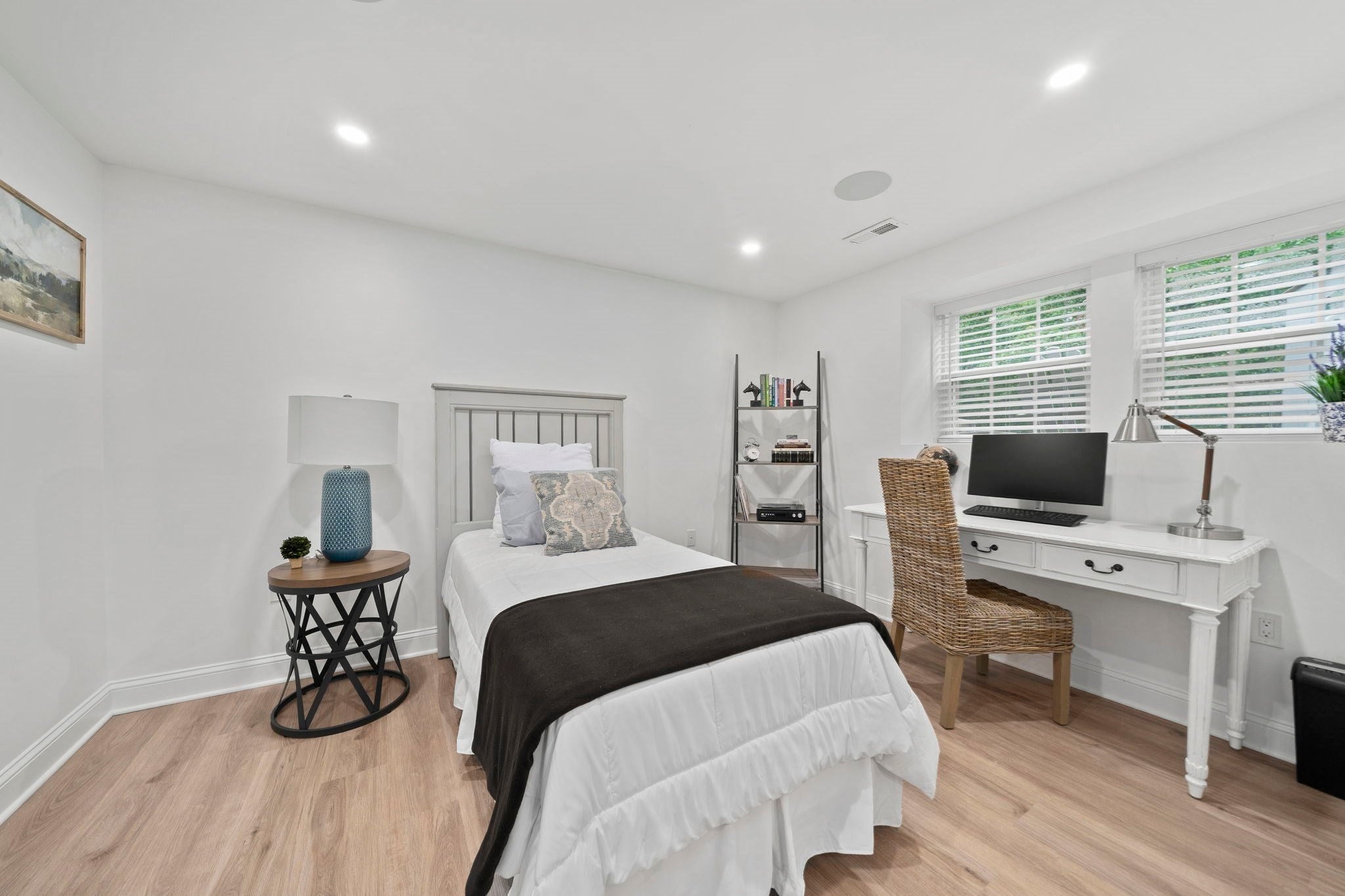 33 Skyhawk Cir, Weymouth, MA, 33 Skyhawk Cir, Weymouth, MA Photo #19