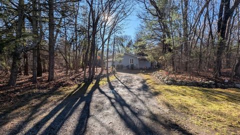 10 Sherwood Ave Foxboro MA 02035