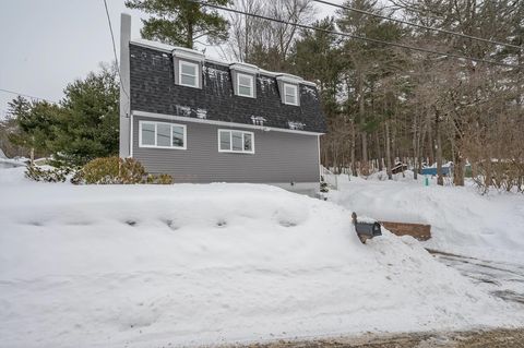 Photo of 7 Little Island Park, Pelham, NH 03076 (MLS # 73472399)