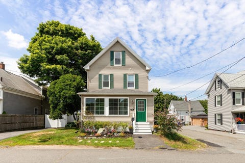 Photo of 10 Robinson Street, Saugus, MA 01906 (MLS # 73562124)