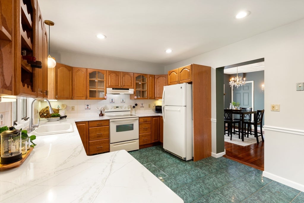 10 Robinson Street, Saugus, MA, 10 Robinson Street, Saugus, MA Photo #14