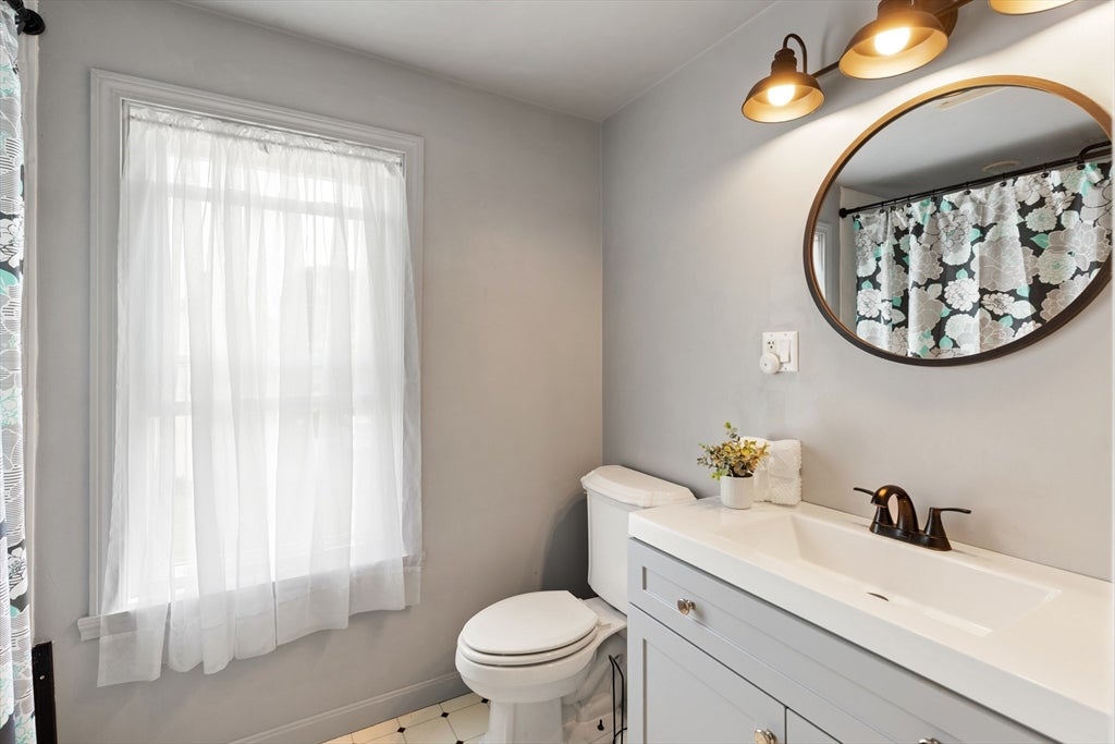 10 Robinson Street, Saugus, MA, 10 Robinson Street, Saugus, MA Photo #25