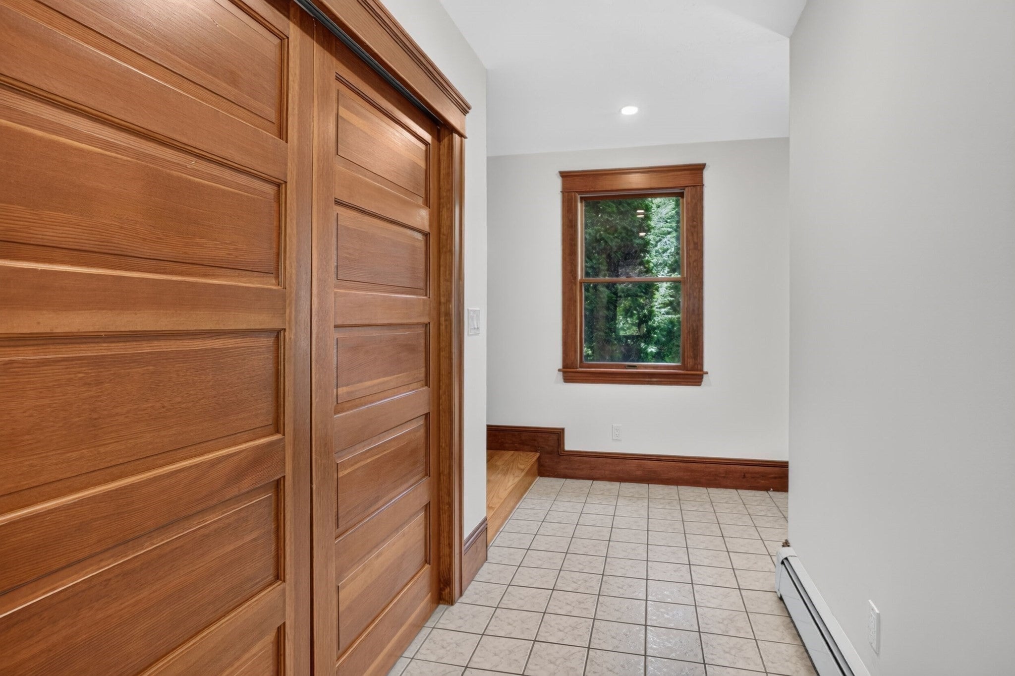 82 N Quinsigamond Ave, Shrewsbury, MA, 82 N Quinsigamond Ave, Shrewsbury, MA Photo #19