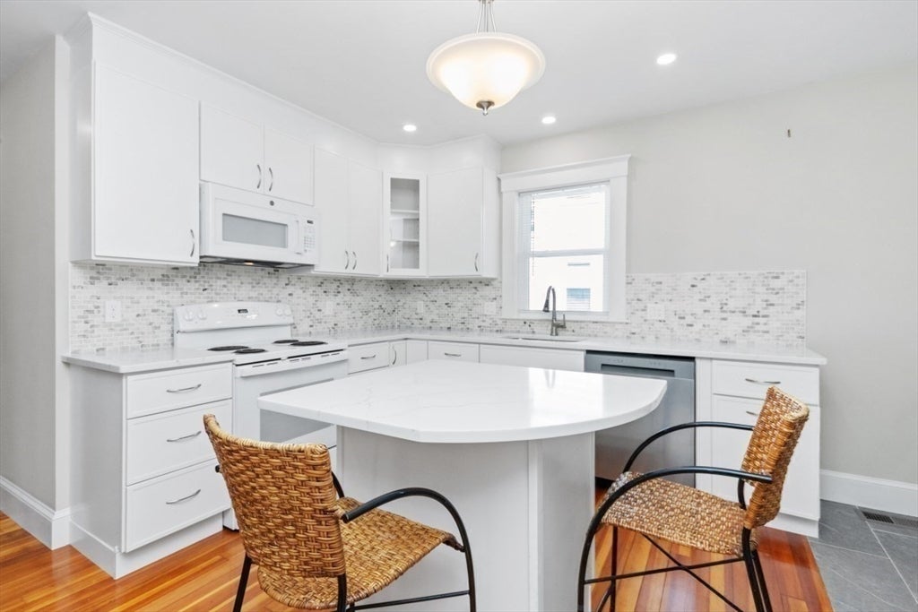 41-43 Elliot St 1