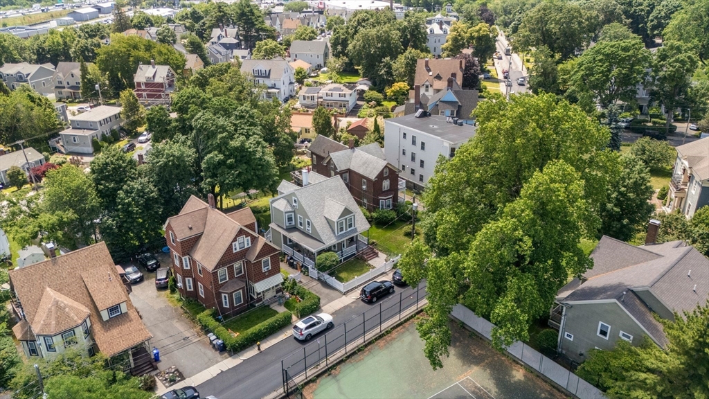 18 Mill St