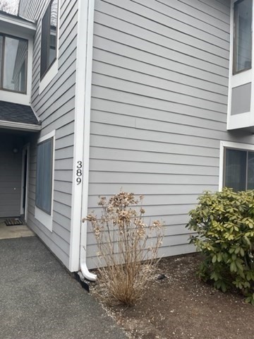 389 Nassau Dr 389
